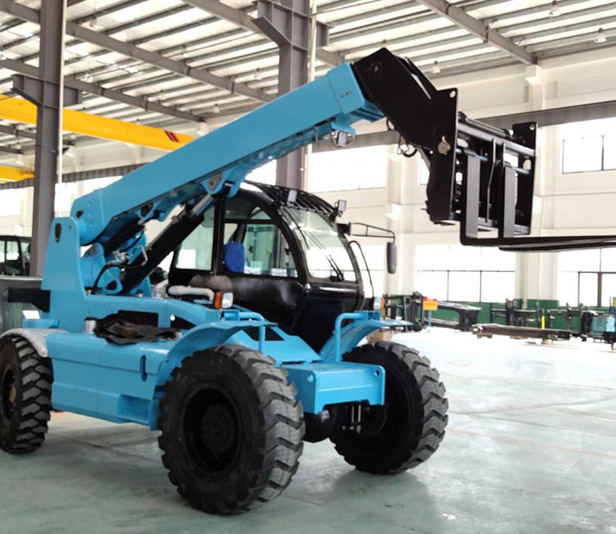 租賃4噸伸縮臂叉車越野工程華南重工4噸伸縮臂叉裝車租賃