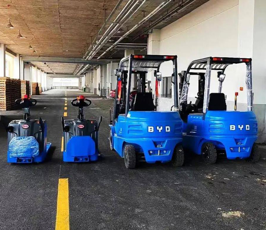 比亞迪3噸電動(dòng)叉車出租比亞迪叉車價(jià)格比亞迪3噸電動(dòng)叉車多少錢