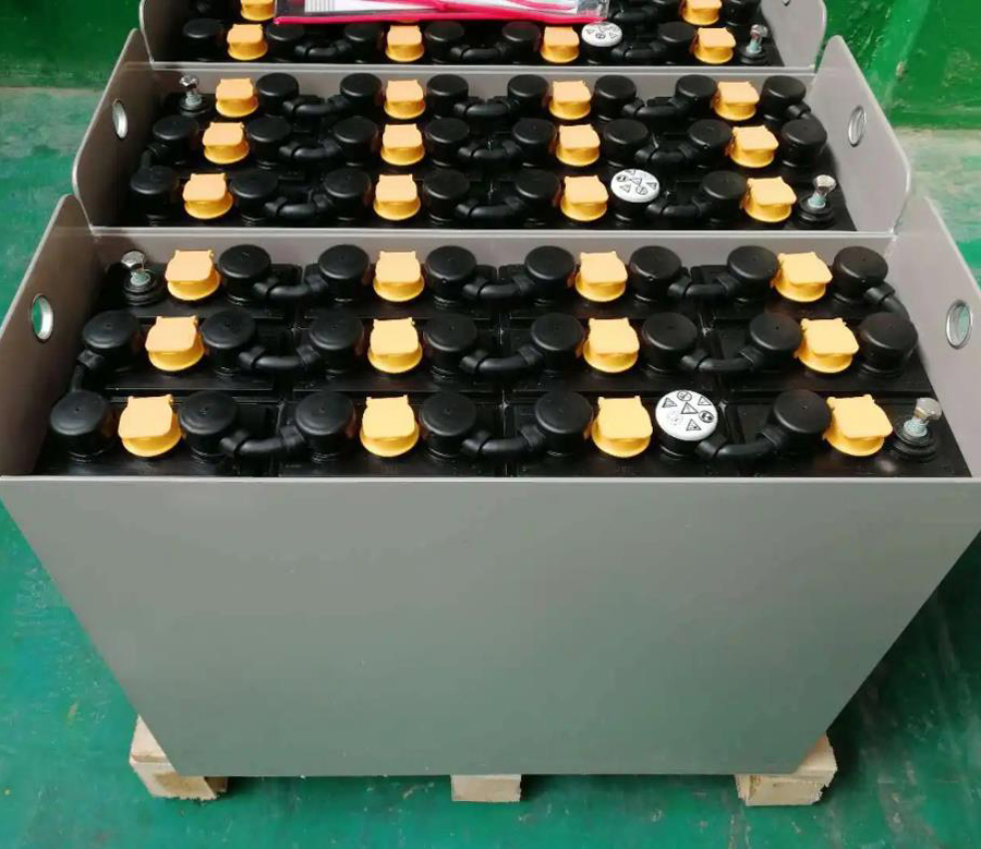 中力電動(dòng)叉車(chē)蓄電池更換60伏中力電動(dòng)叉車(chē)蓄電池以舊換新