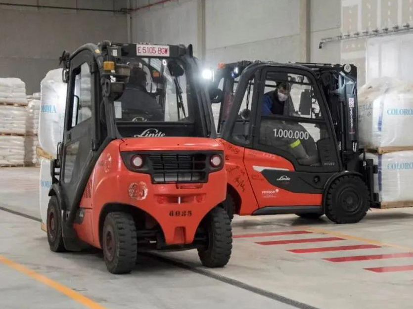 林德電瓶叉車租賃平臺(tái)出租林德電瓶叉車價(jià)格林德高位叉車租賃