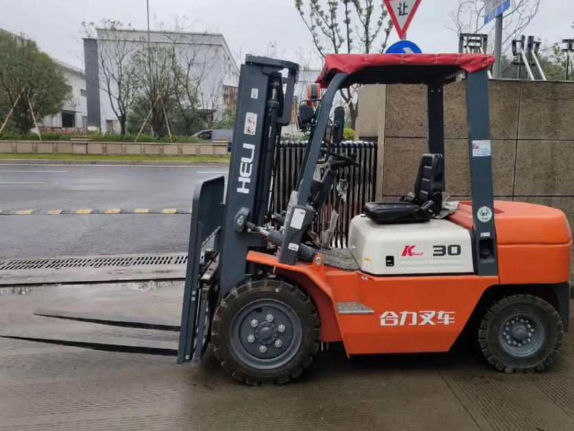 合力叉車3噸多少錢一臺(tái)叉車租賃出租出售合力叉車3噸報(bào)價(jià)官網(wǎng)