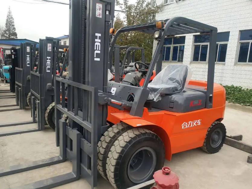五噸合力叉車多少錢一臺(tái)銷售合力叉車五噸全新價(jià)格報(bào)價(jià)官網(wǎng)
